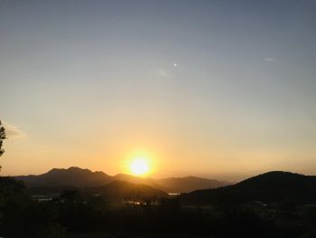 제론팜에서 바라본 일몰의 풍경